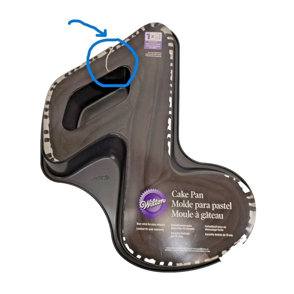 Wilton - Music Note Cake Pan - 13